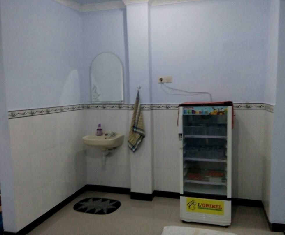 Rembulan Guest House Jombang Екстериор снимка